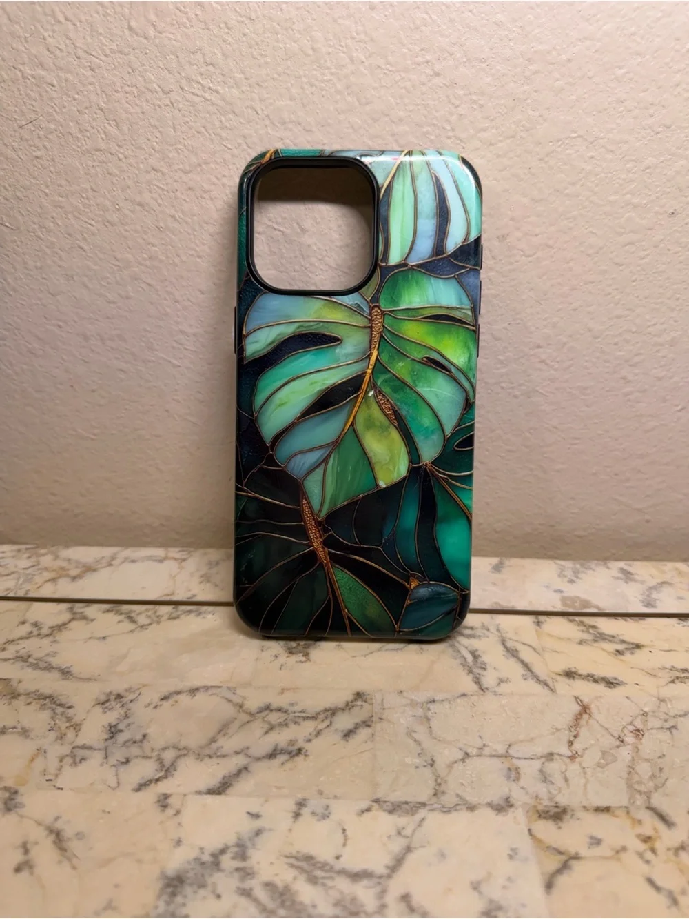 Stylish Green Leaf iPhone 15 Pro Max case